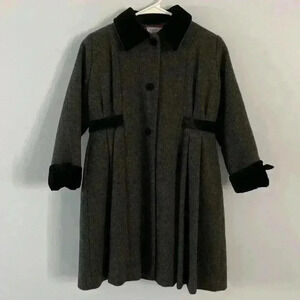 Rothschild Vintage 100% Wool Coat Girls Size 6X Gray with Black Velvet Trim